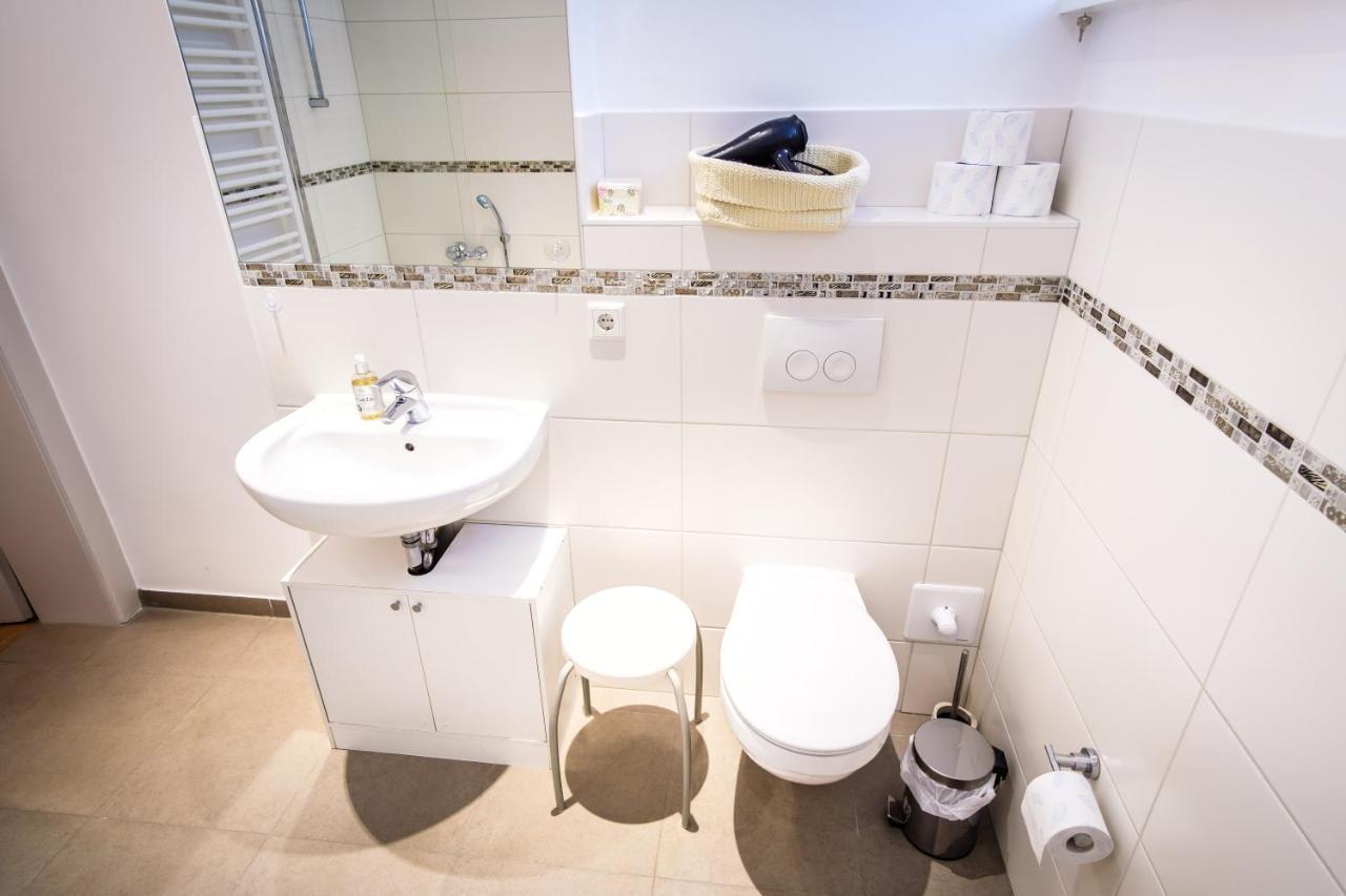 Wunderschoene Wohnung In Sanierter Villa! Incl Wifi Dresden Eksteriør bilde